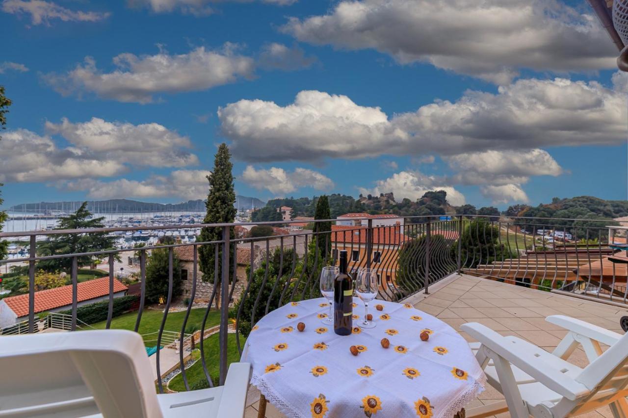 Apartments Sbardella Vrsar Εξωτερικό φωτογραφία